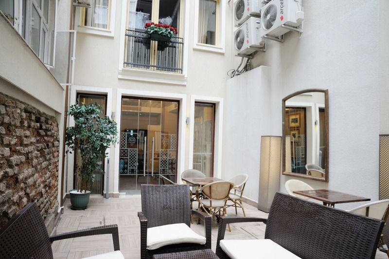 Collage Taksim Hotel Istanbul Bagian luar foto